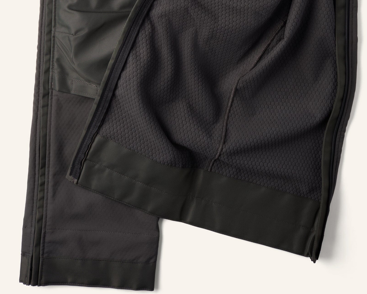 FW26_T3_Werkbib_DeepGrey_6601_grey