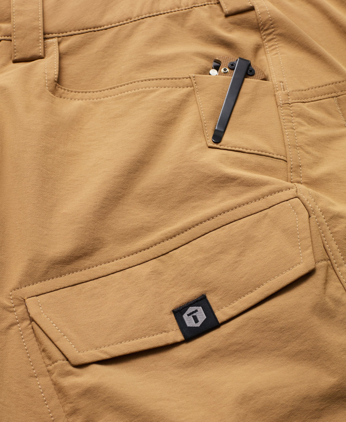 T1 Werk Jogger #color_khaki